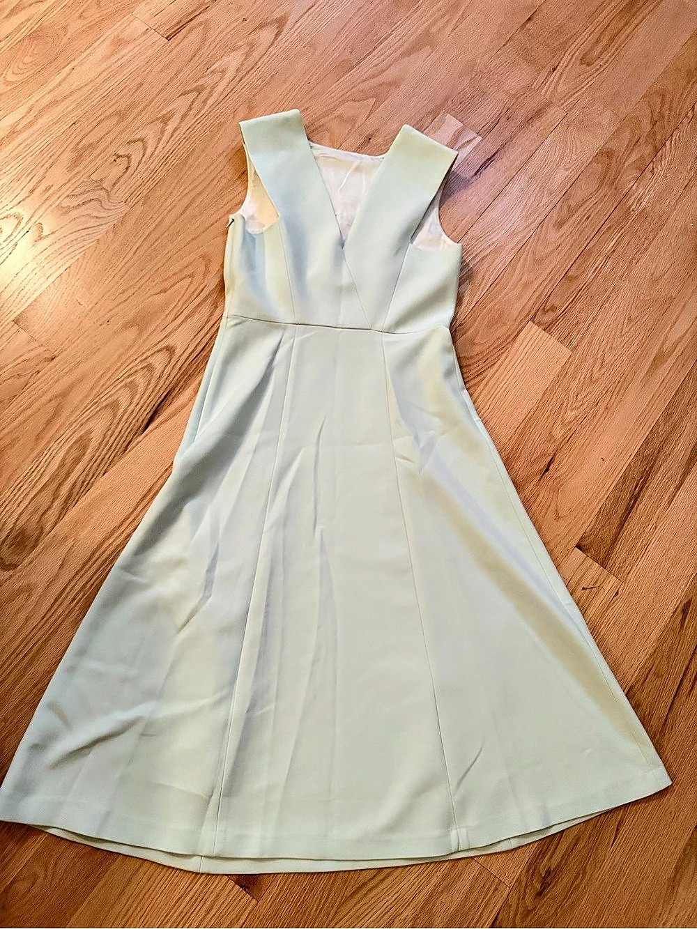Mini green Tara Jarmon (French label) Pleated Midi Dress in Green Size 36 French